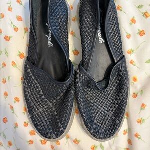Free People slip ons Size 39 like new!